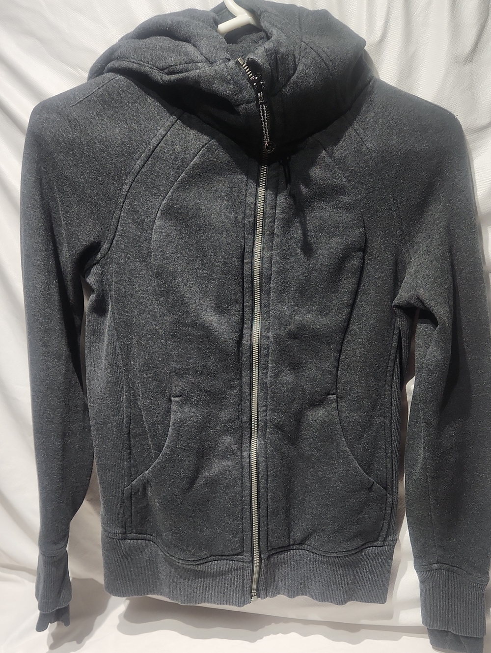 65. Lululemon scuba sz 4